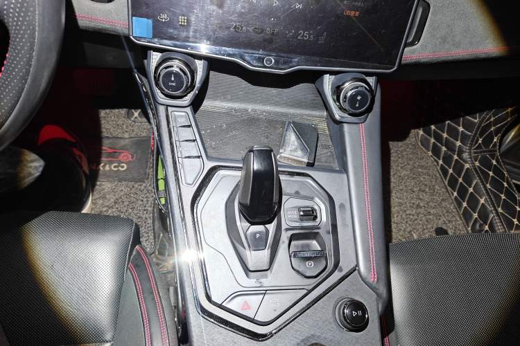 Used Lynk & Co 05 2020 2.0TD Four-Wheel Drive HypeHalo
