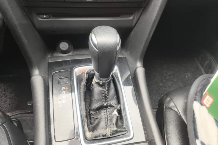 Used Mazda 3 Axela 2017 Sedan 1.5L Automatic Luxury Model China VI Standard
