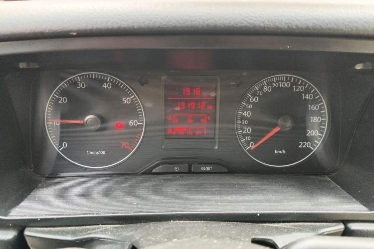 Used Volkswagen Jetta 2012 1.6L Collector's Edition Instrument Cluster