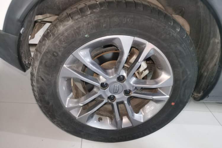 Used Geely Auto Vision X3 2020 1.5L Manual Elite Edition Right Rear Wheel Hub