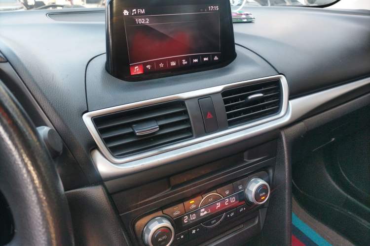 Used Mazda Mazda 3 Axela 2017 Sedan 1.5L Automatic Luxury Model Emission Standard China V