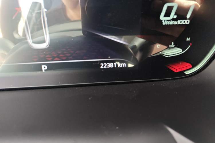 Used MG 5 2022 180 DVVT CVT Youth Luxury Edition
