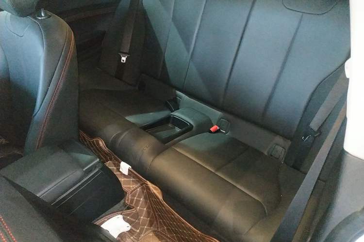 Used BMW 2 Series 2019 225i Sport Design Package
