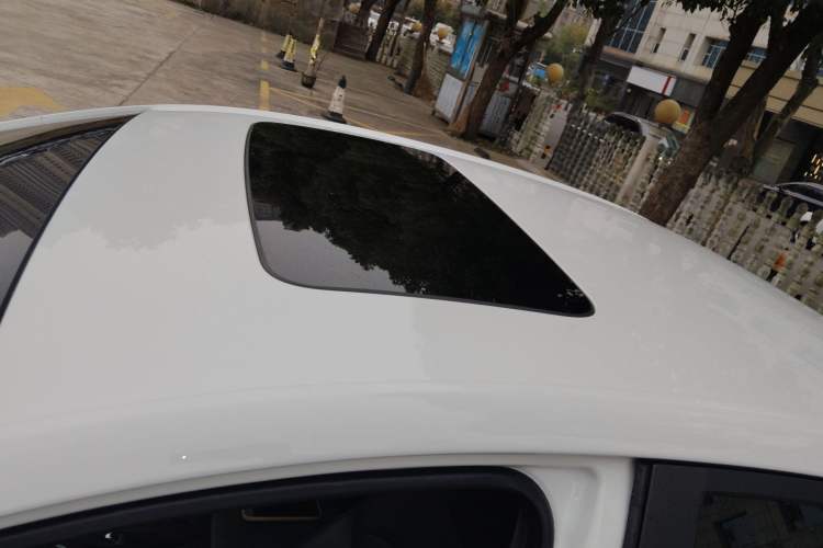 Used Chevrolet Monza 2022 Light Hybrid RS 330T Automatic Comfort Edition