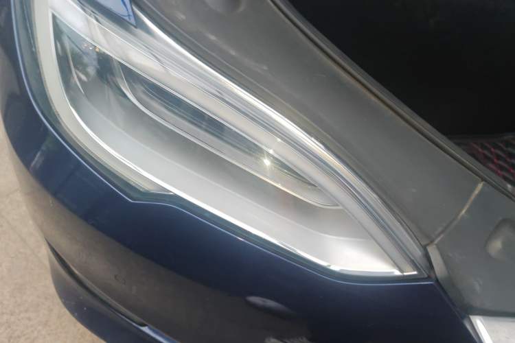 Used Tesla Model S 2017 S 75D Standard Range Edition Right Front Headlight