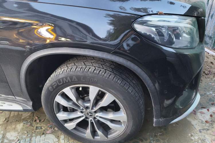 Used Mercedes-Benz GLE Coupe 2017 GLE 400 4MATIC Coupe SUV Right Front Wheel Hub