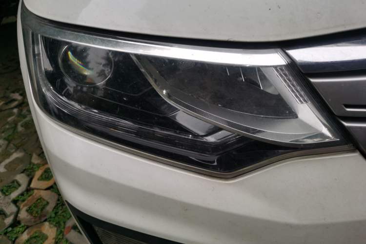 Used CHANGAN OSHAN CX70 2018 Revised Version 1.6L Manual Prestige Edition