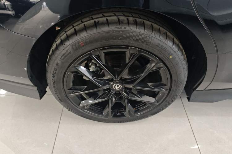 Used CHANGAN UNI-V 2024 1.5T Prestige Edition
