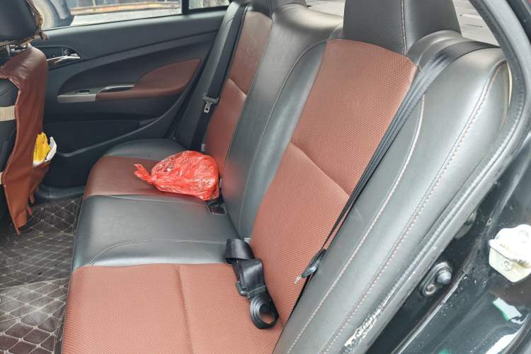 Used BYD F3 2015 Energy-Saving Edition 1.5L Manual Luxury Model