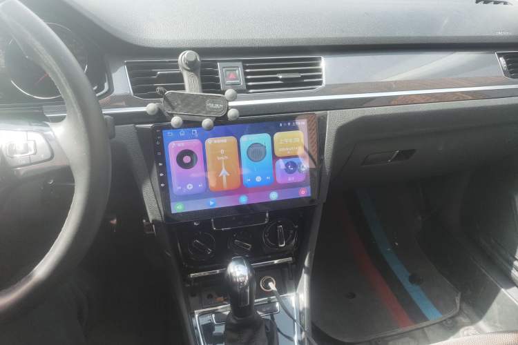 Used Volkswagen C-TREK 2018 1.5L Automatic Comfort Model Audio And AC Panel