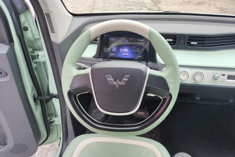 Used Wuling Hongguang MINIEV 2022 Macaron Premium Model – Lithium Iron Phosphate