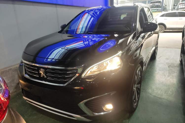 Used Peugeot 5008 2017 380THP 7-Seater Luxury Edition Front