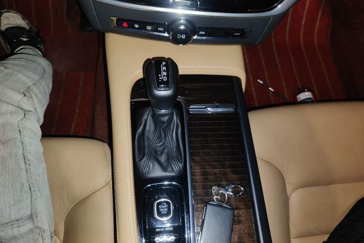 Used Volvo S90 2019 T4 Zhiyi Edition