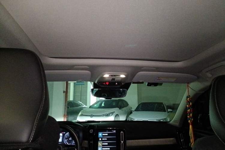 Used Volvo XC40 2021 T4 Four-Wheel Drive Smart Luxury Edition Headliner