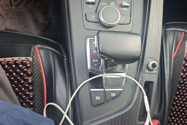 Used Audi A4L 2017 40 TFSI Ambition Edition