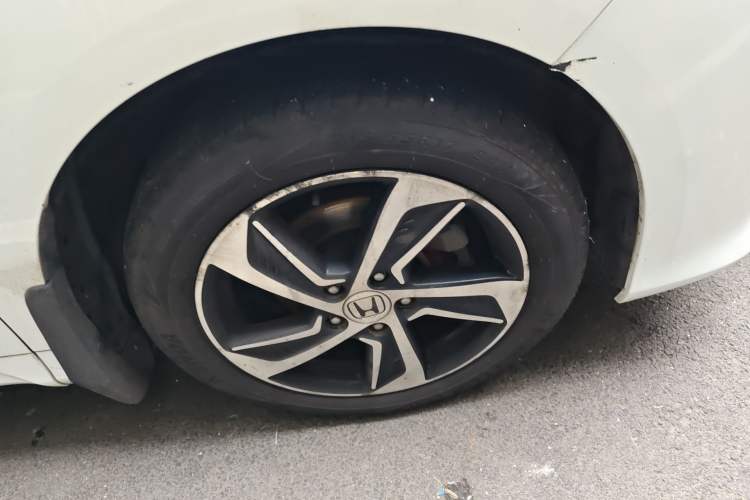 Used Honda Odyssey 2015 2.4L Supreme Edition
