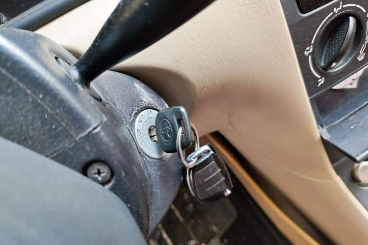 Used Toyota Corolla EX 2013 1.6L Manual Value Edition
