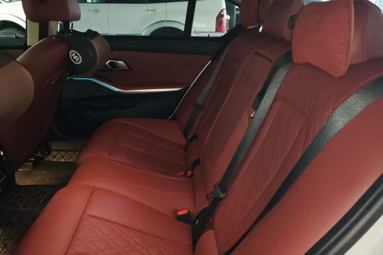 Used BMW 3 Series 2024 325Li M Sport Night Edition Package Left Rear Seat