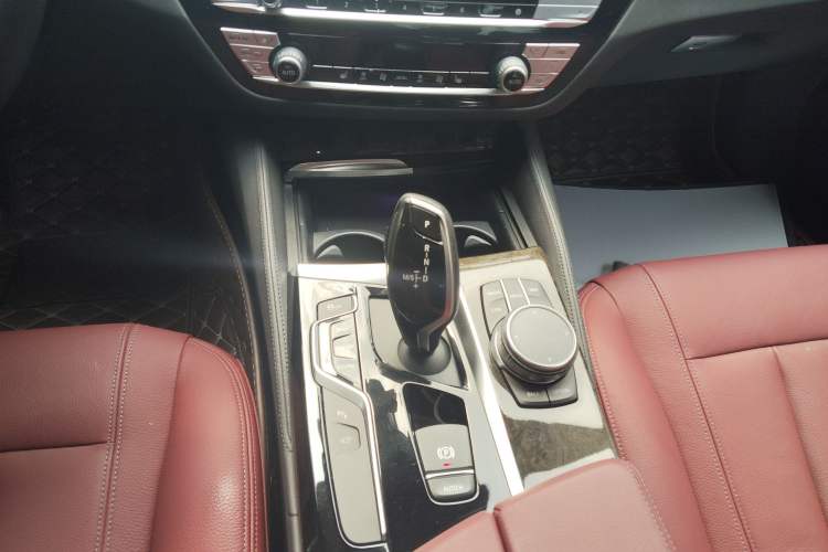 Used BMW 5 Series 2020 530Li Leading Model M Sport Package Gear Lever