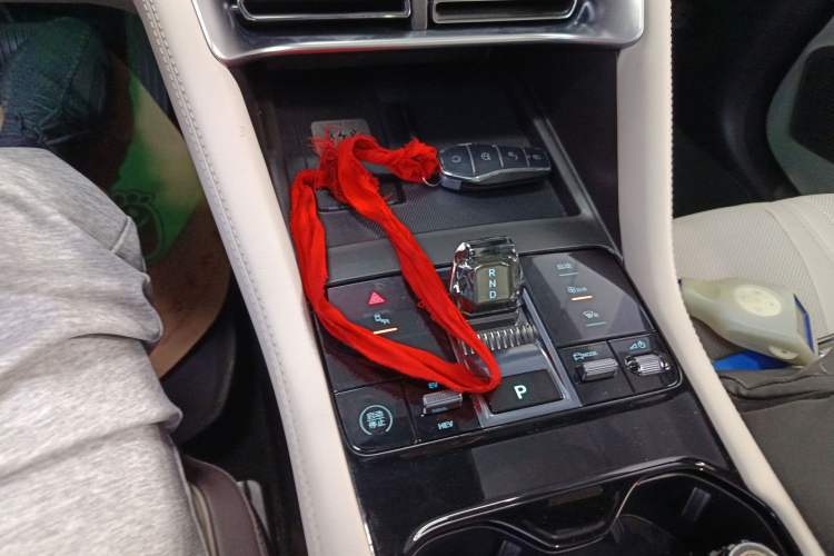 Used BYD Song PLUS New Energy 2025 DM-i 160KM Flagship Model Gear Lever