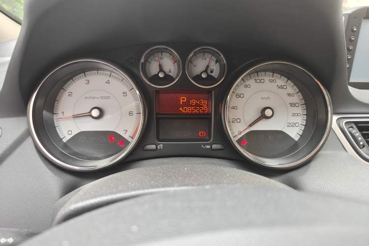 Used Peugeot 308 2012 1.6L Automatic YouShang Model
