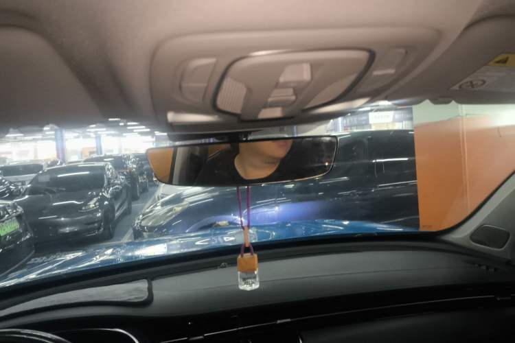 Used Roewe RX5 MAX 2019 300TGI Automatic Smart Cabin Luxury Edition