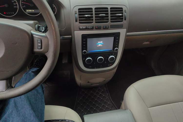 Used Buick GL8 2014 2.4L Classic Edition
