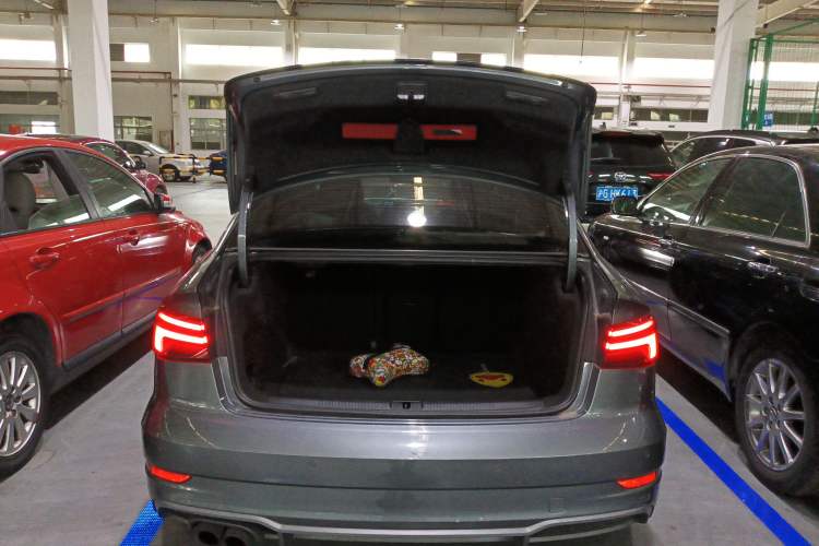 Used Audi A3 2019 Limousine 40 TFSI Sport Version China V Emission Standard
