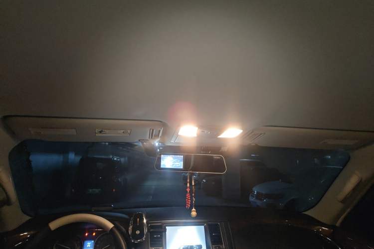 Used Nissan Patrol  Headliner