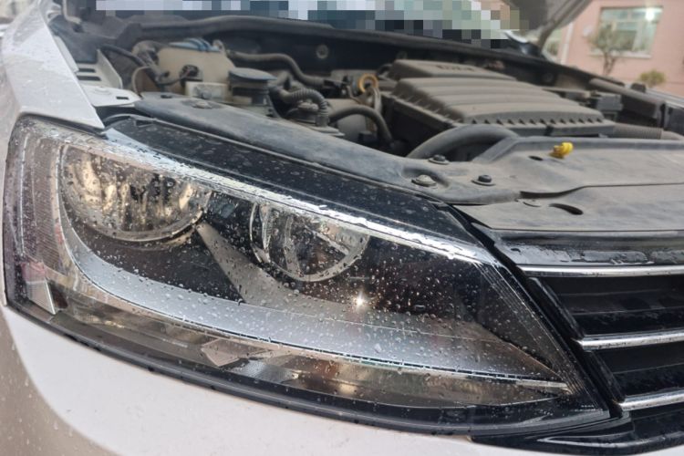 Used Volkswagen Sagitar 2017 1.6L Automatic Comfort Model Right Front Headlight