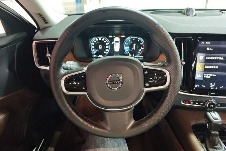 Used Volvo S90 2018 T5 Zhiya Edition
