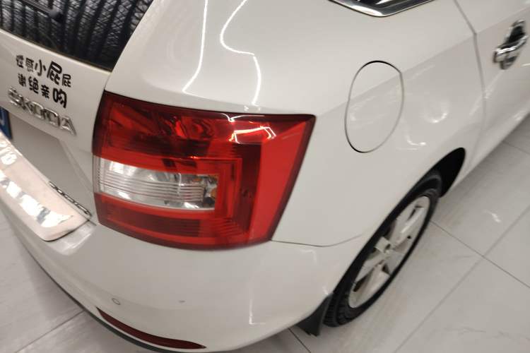 Used Skoda Rapid Spaceback 2016 1.6L Manual Trend Edition Exterior 1