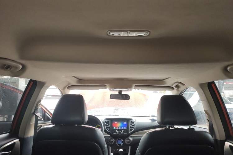 Used BYD Song 2016 GaiShi Edition 1.5TI Manual Elite Model Headliner