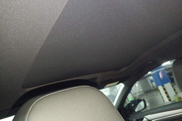 Used Volkswagen T-ROC 2022 280TSI DSG Two-Wheel Drive R-Line Pro PLUS
