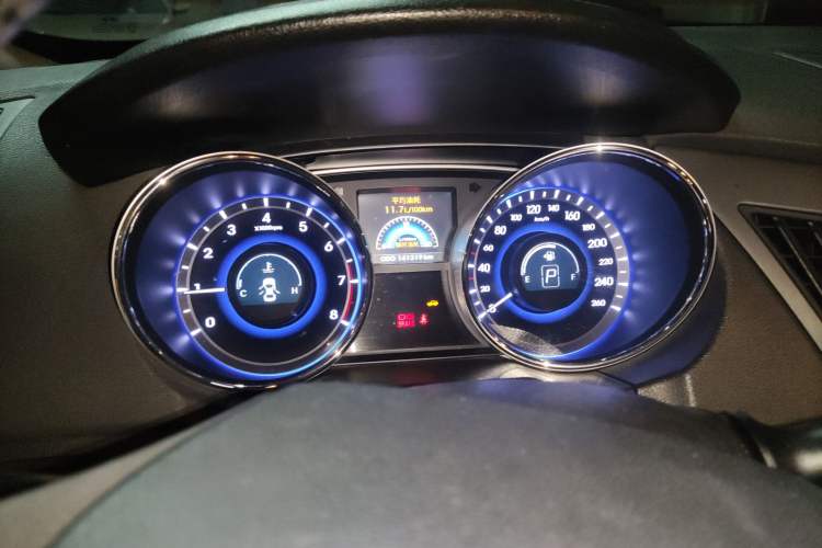 Used Hyundai Sonata 2011 2.0L Automatic Leading Edition
