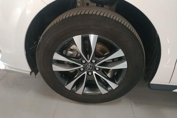 Used Toyota Granvia 2024 2.5L Hybrid Prestige PLUS Four-Wheel Drive Version
