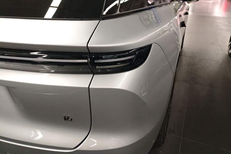 Used Li Auto Li Auto i6 2025 Model Two-Wheel-Drive Standard Type