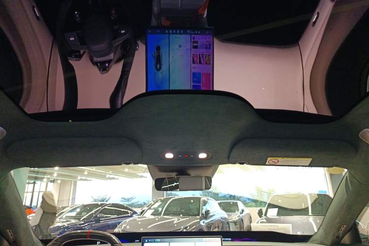 Used Xiaomi Auto YU7 2025 Ultra-Long Range High-Performance All-Wheel-Drive Max Edition
