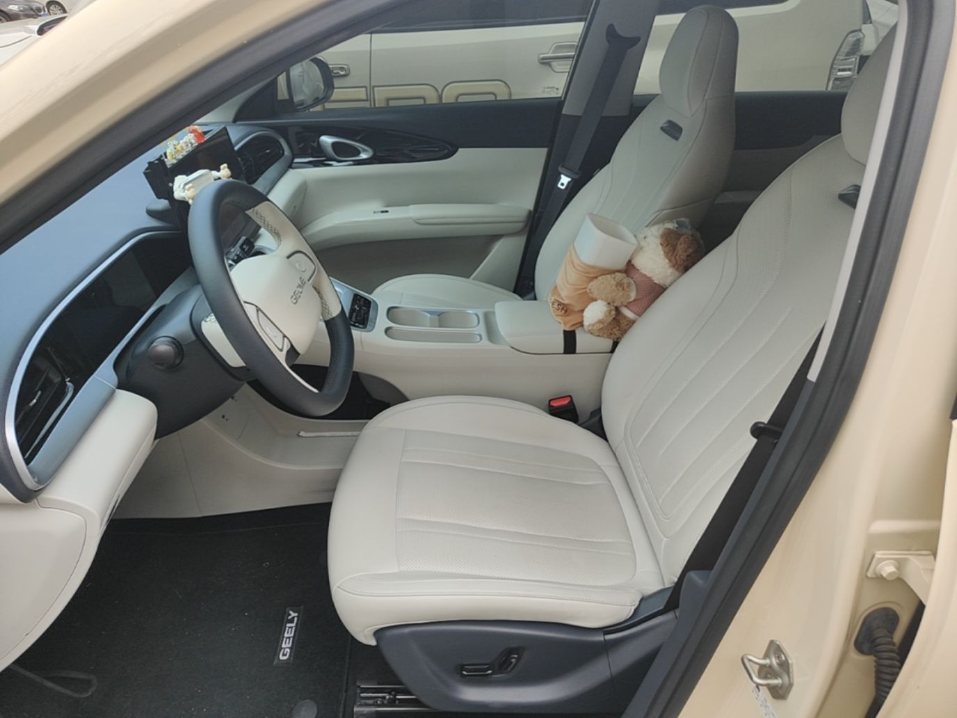 Geely Galaxy Geome 2025 UP 410km Exploration Edition — снимка 17