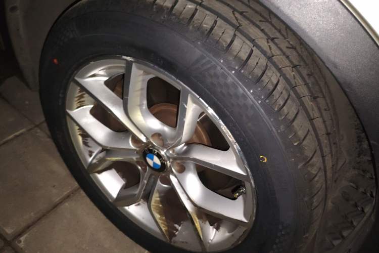 Used BMW X3 2011 xDrive28i Luxury Model
