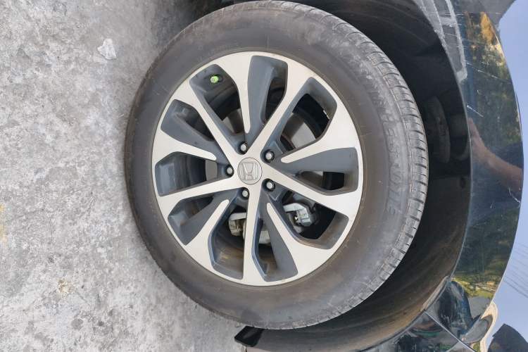 Used Honda Avancier 2019 240TURBO Two-Wheel Drive Elite Edition Right Front Wheel Hub