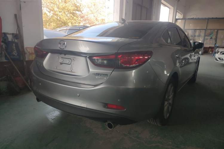 Used Mazda Atenza 2015 2.0L Blue Sky Luxury Edition
