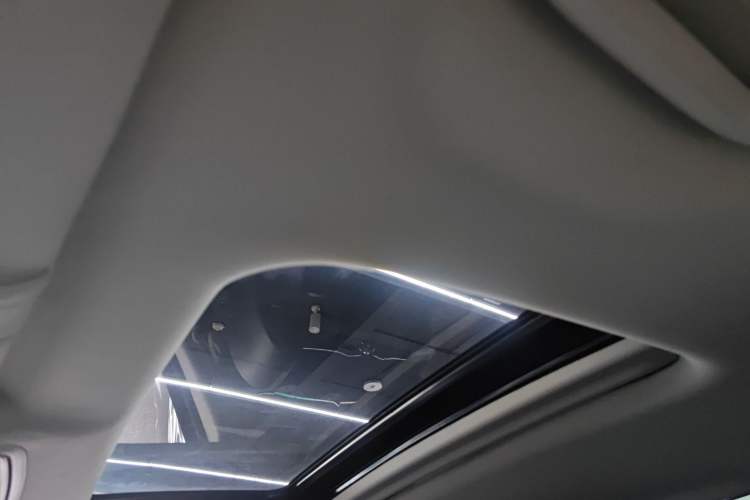 Used Honda Elysion 2024 2.0L eHEV Luxury Edition