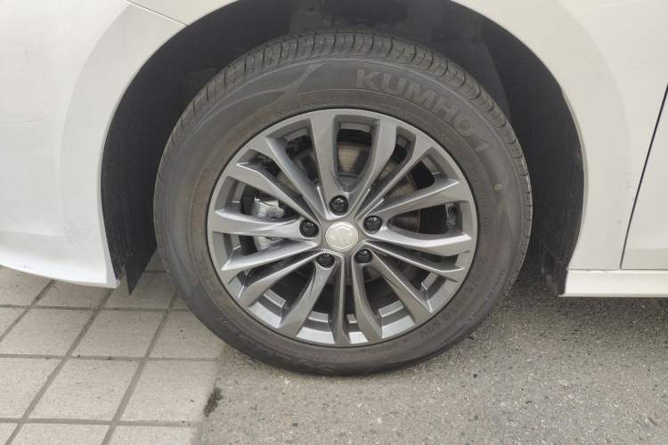 Used MG 5 2026 Model 180DVVT Global Luxury Edition