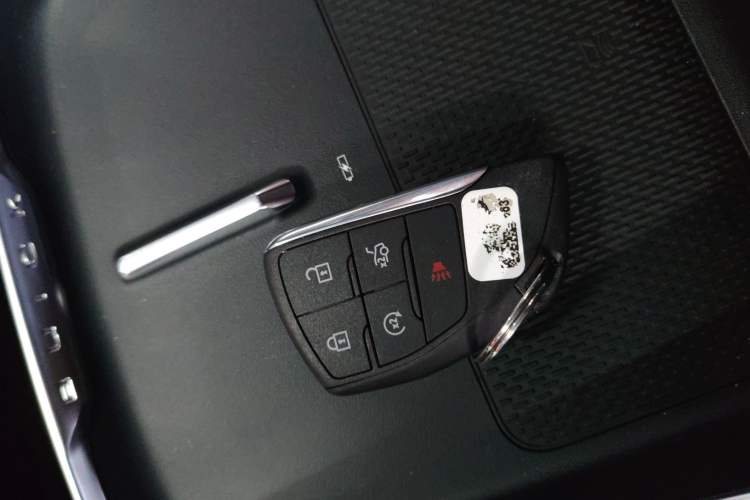 Used Buick LaCrosse 2025 28T Platinum Edition