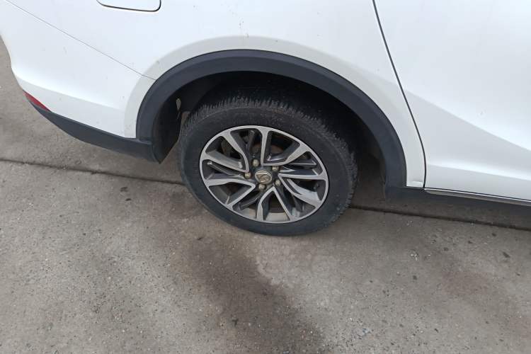 Used Baojun 730 2017 1.5T DCT Flagship Model 7 Seats China V Emission Standard