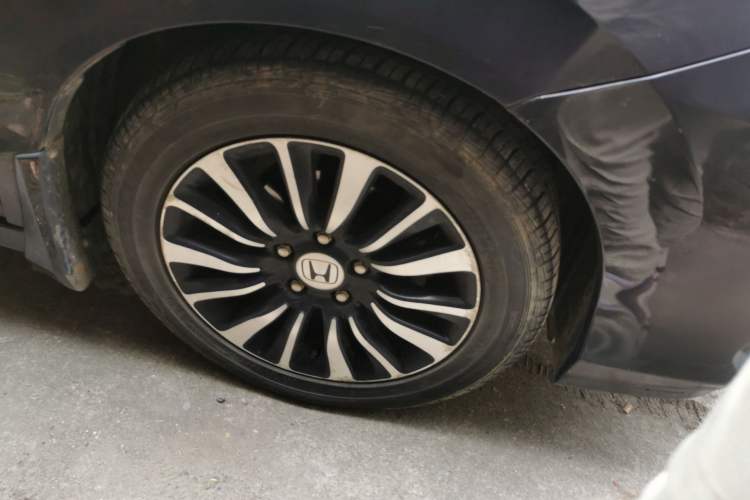 Used Honda Crider 2013 1.8L automatic comfort version