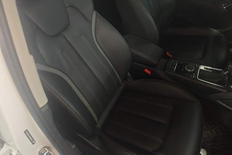 Used Audi Q2L 2023 35TFSI Fashion Dynamic Model
