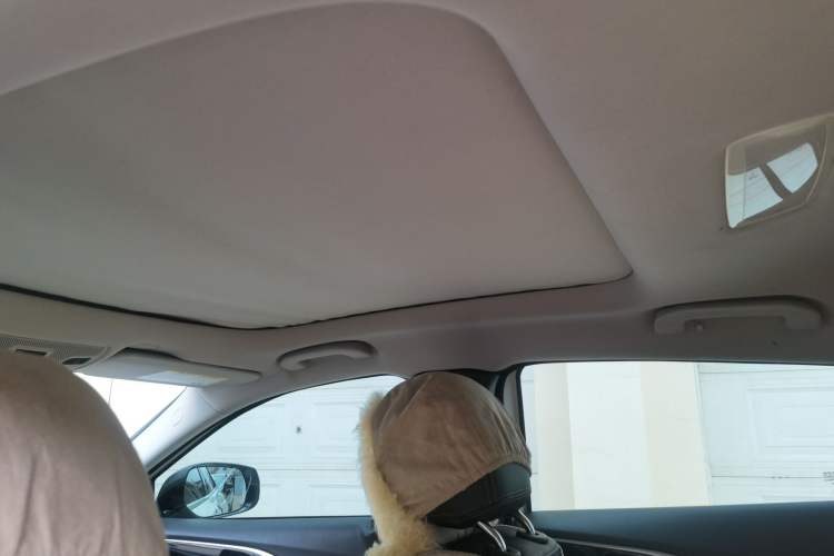 Used Infiniti QX30 2017 2.0T Four-Wheel Drive Fashion Edition
