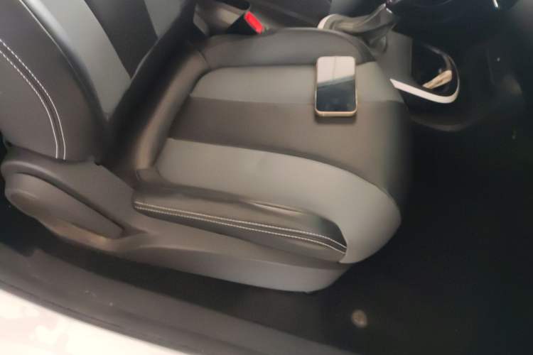 Used Roewe Clever 2022 311km QiQi BoBo Edition
